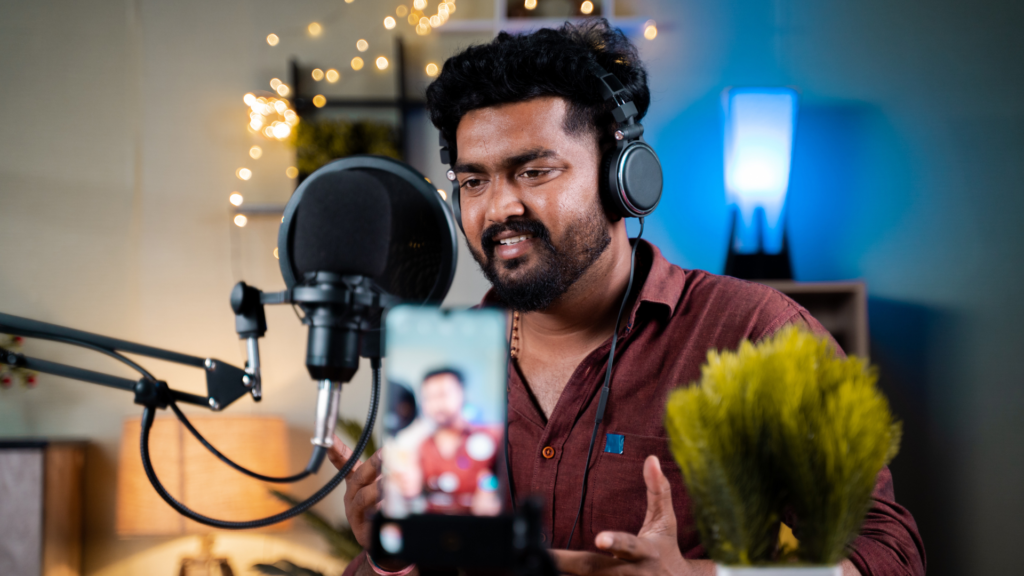 How to Start a Podcast: Step-by-Step Guide for Beginners